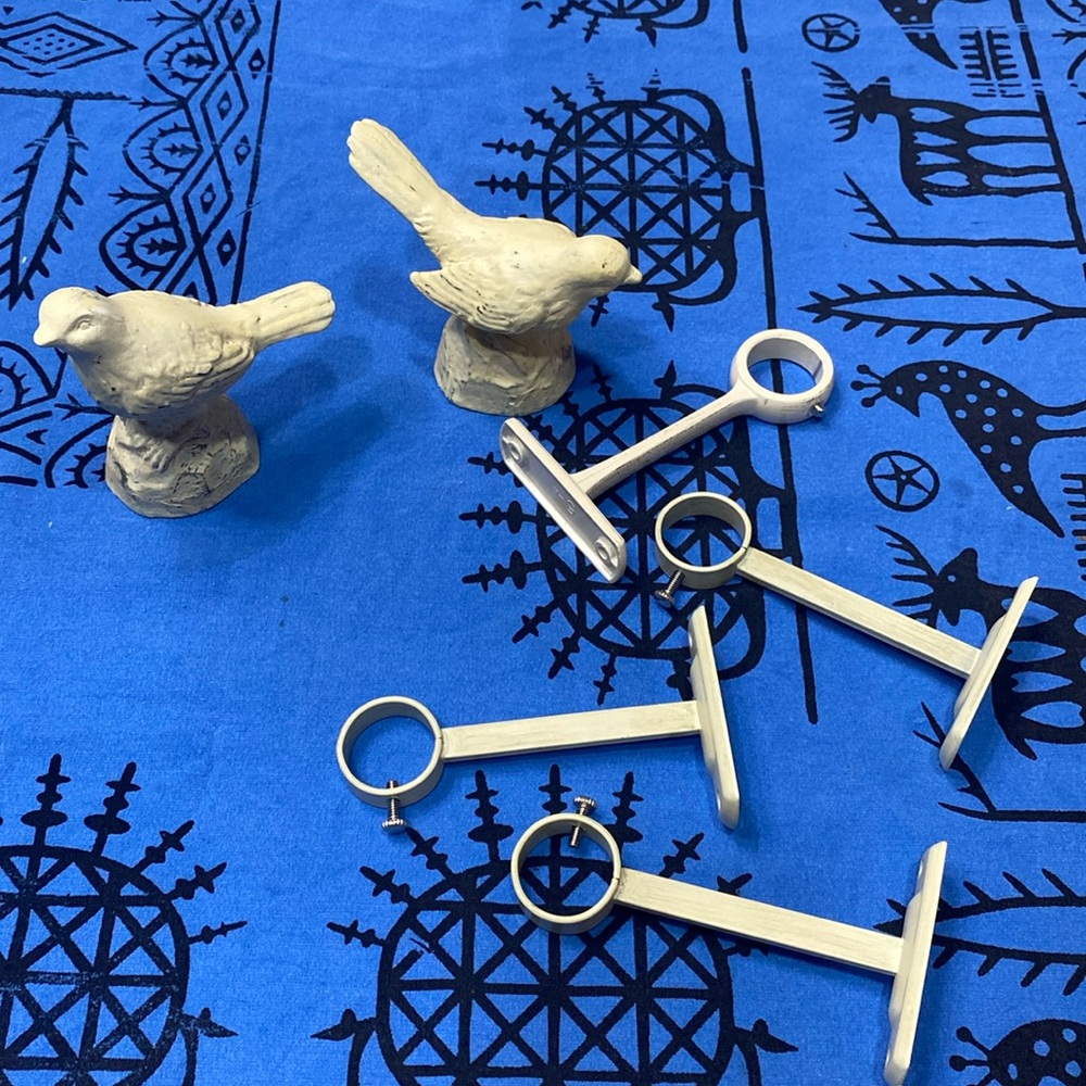 Curtain Rod hardware for 1” rod, with two extra supports for an extra long rod.